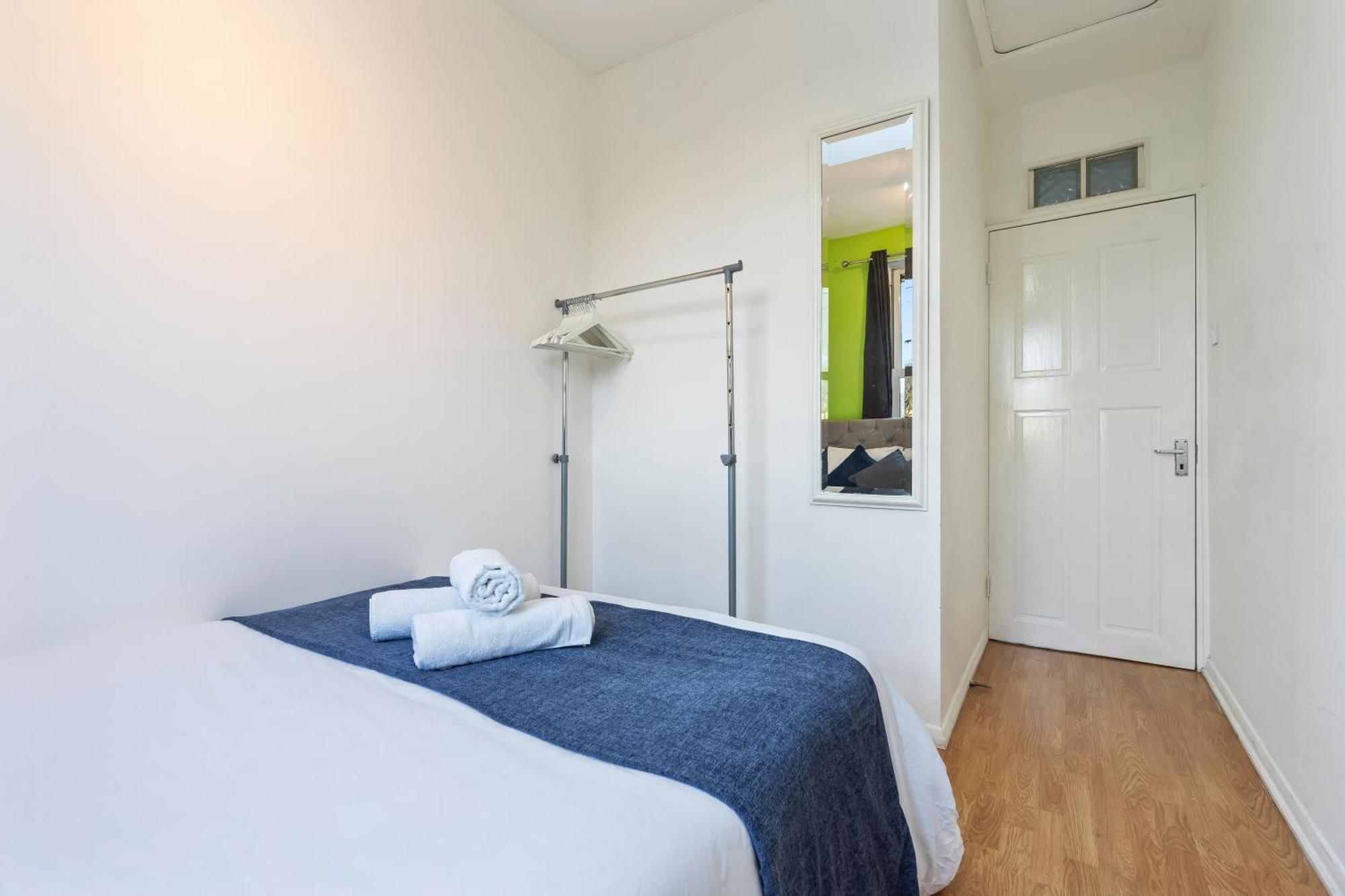 Villa Impeccable 4-Bed House In Brixton Londra Esterno foto